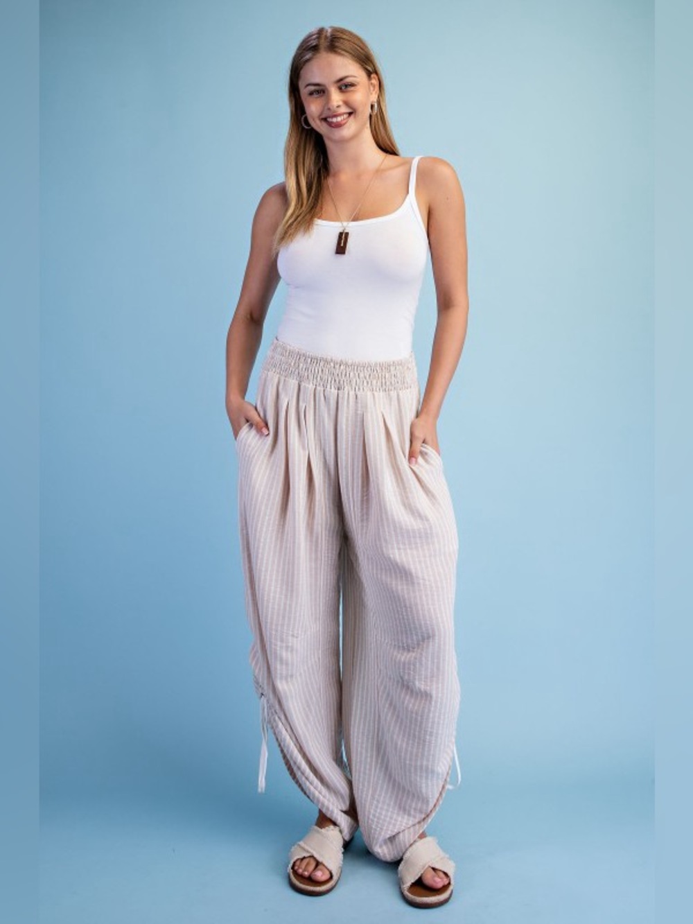 GiGio Latte Striped Barrel Pants with Adjustable Ruched Hem - Picture 4 of 8